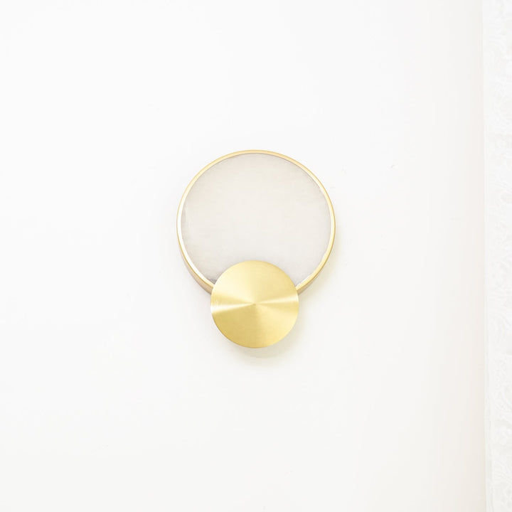 Terra Svet Alabaster Wall Lamp