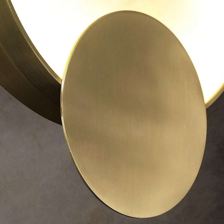 Terra Svet Alabaster Wall Lamp