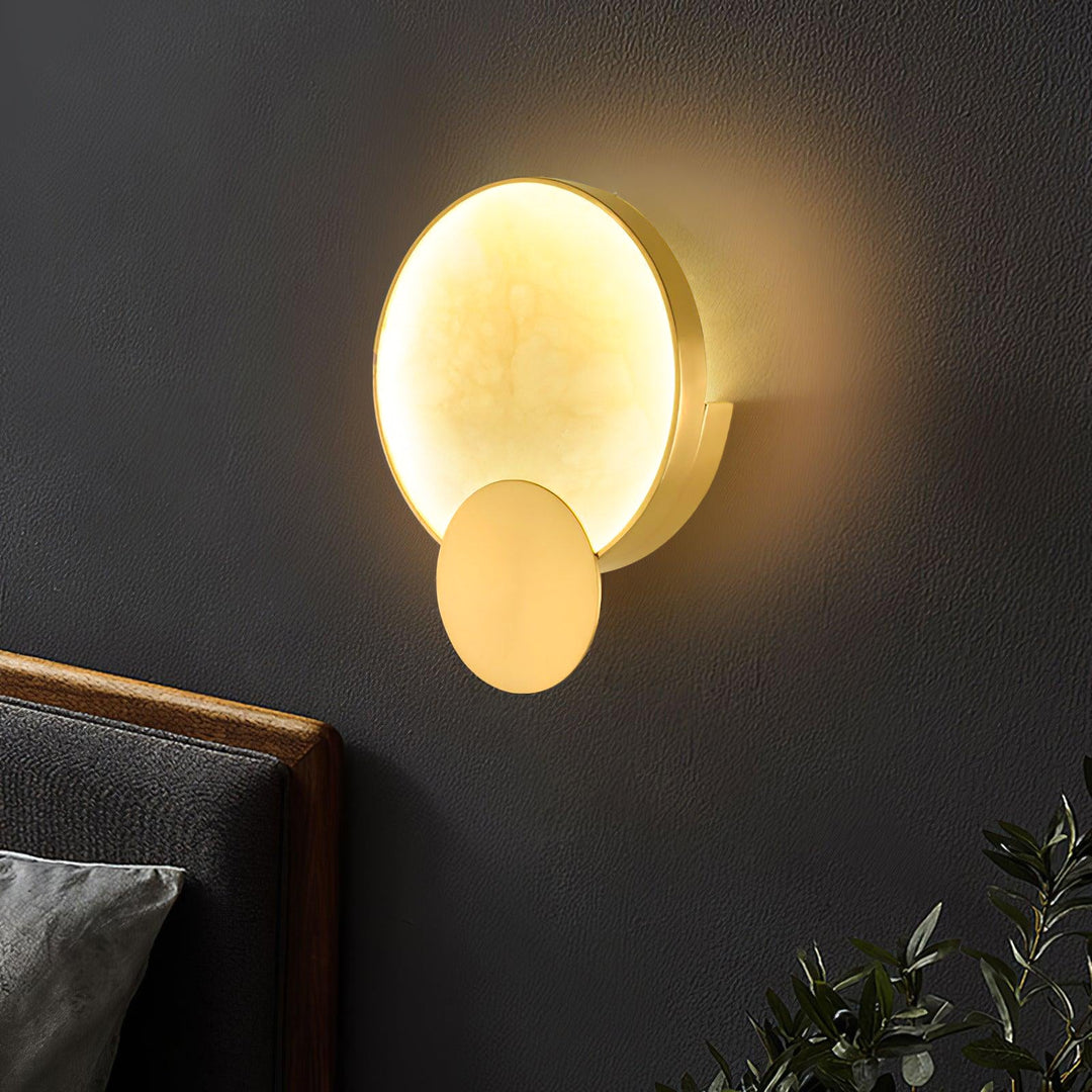 Terra Svet Alabaster Wall Lamp