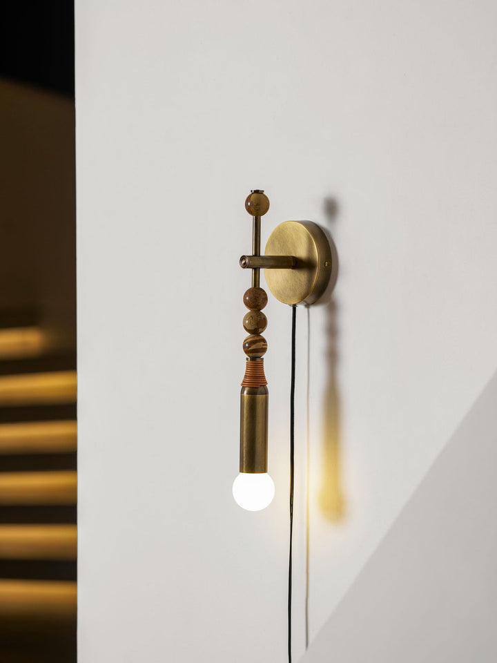 Toam Plug-in Wall Lamp