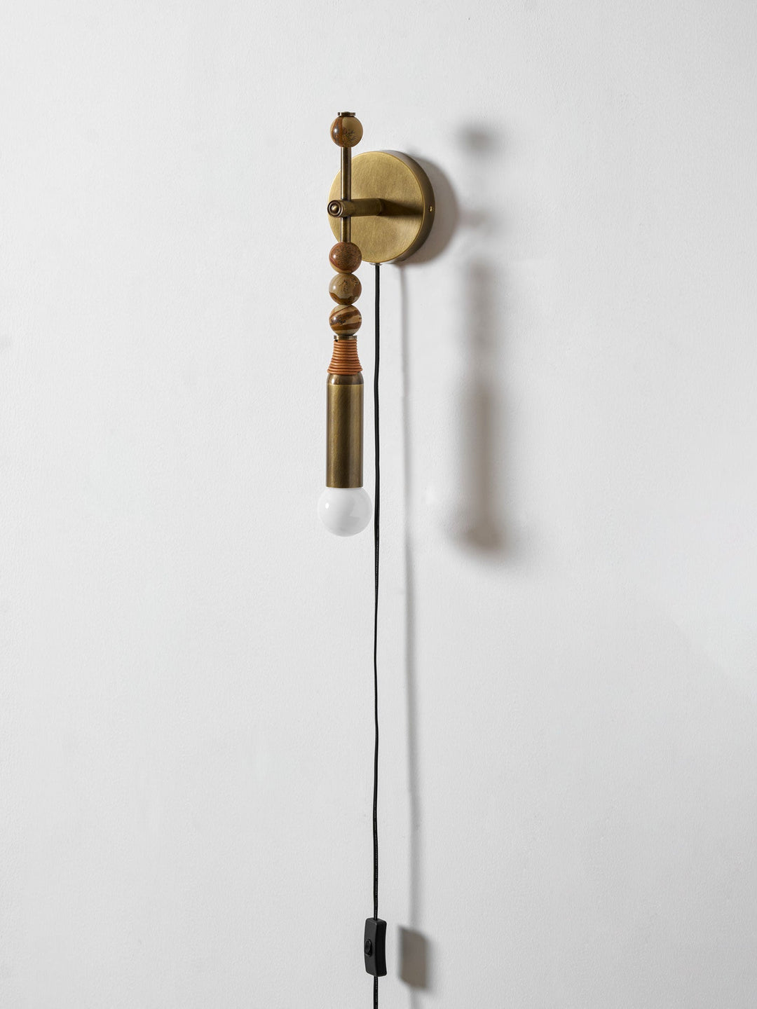 Toam Plug-in Wall Lamp