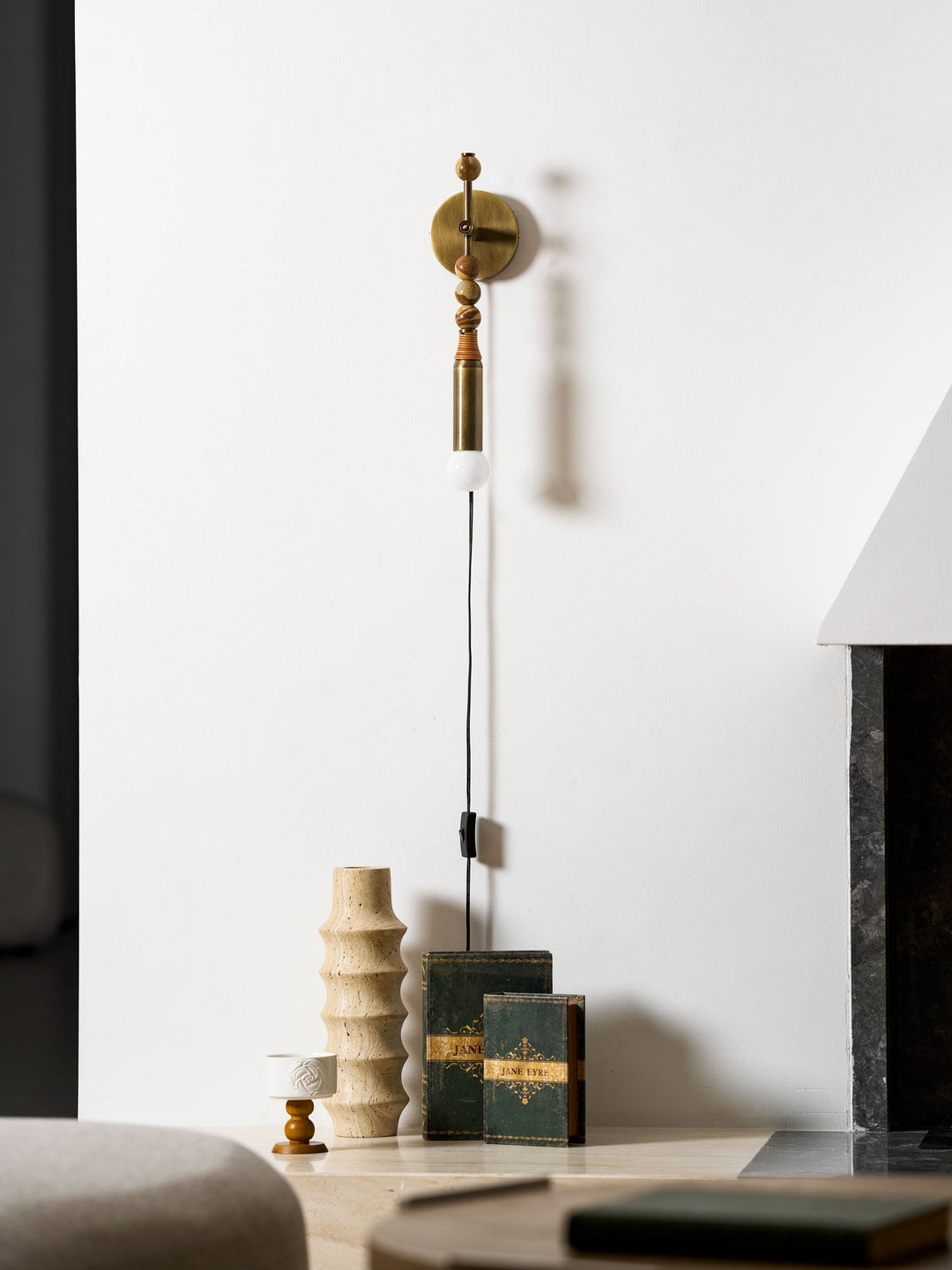 Toam Plug-in Wall Lamp