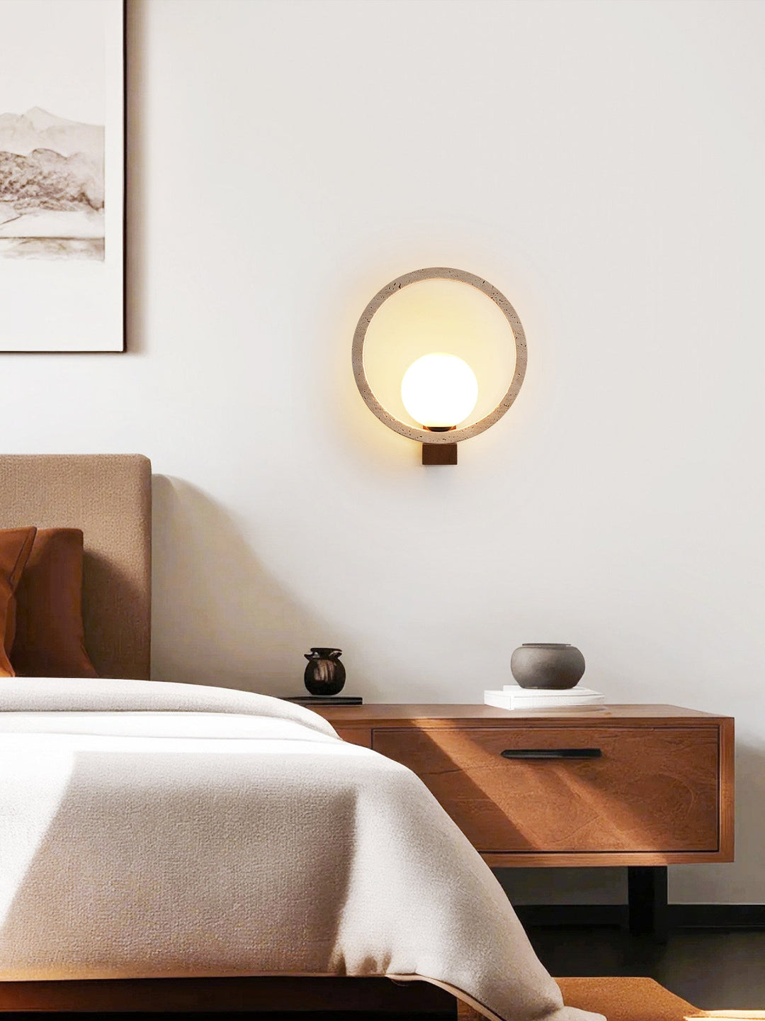 Travira Orbit Wall Light