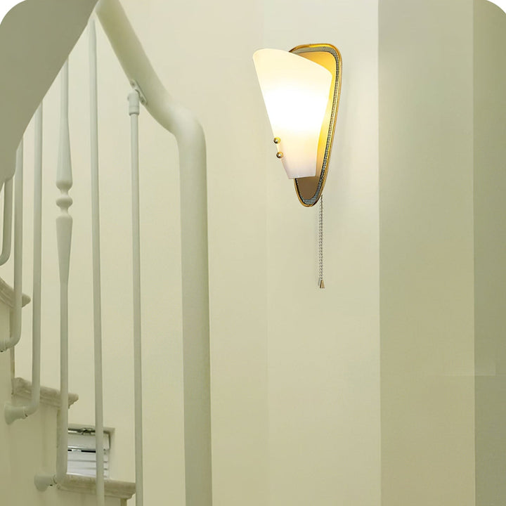 Triangular Wall Lamp
