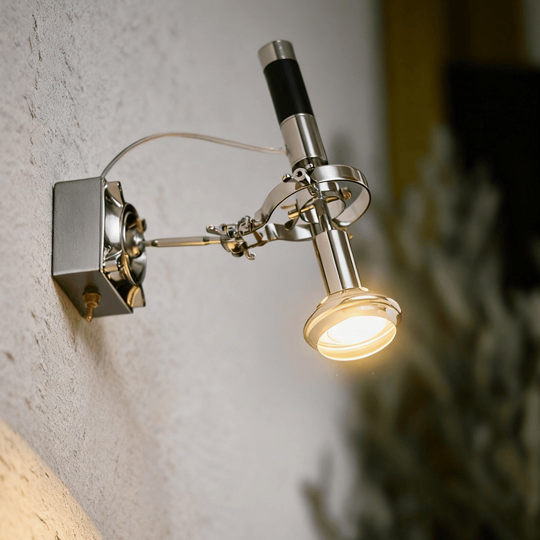 Urban Edge Wall Lamp