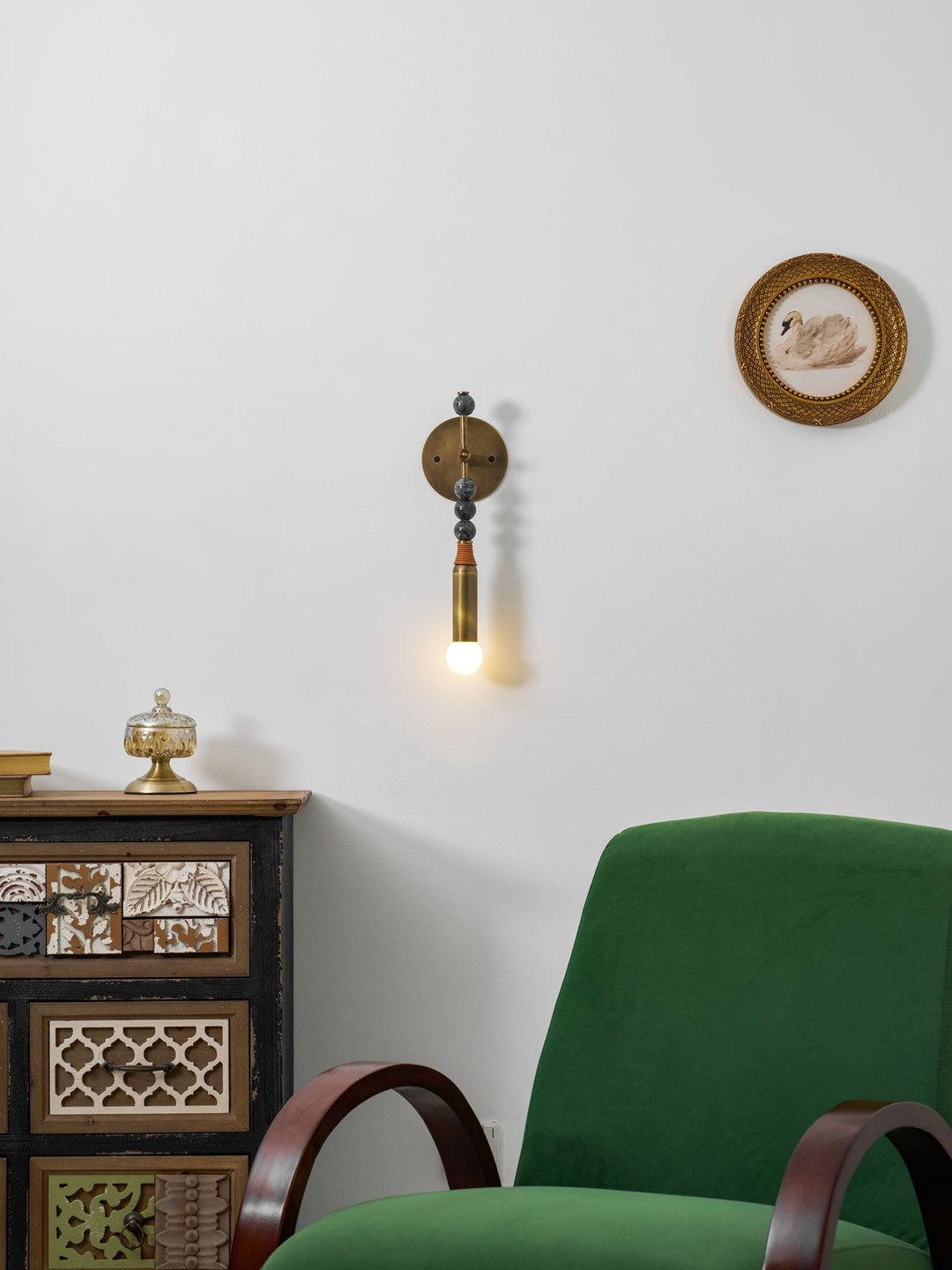 Toam Wall Lamp