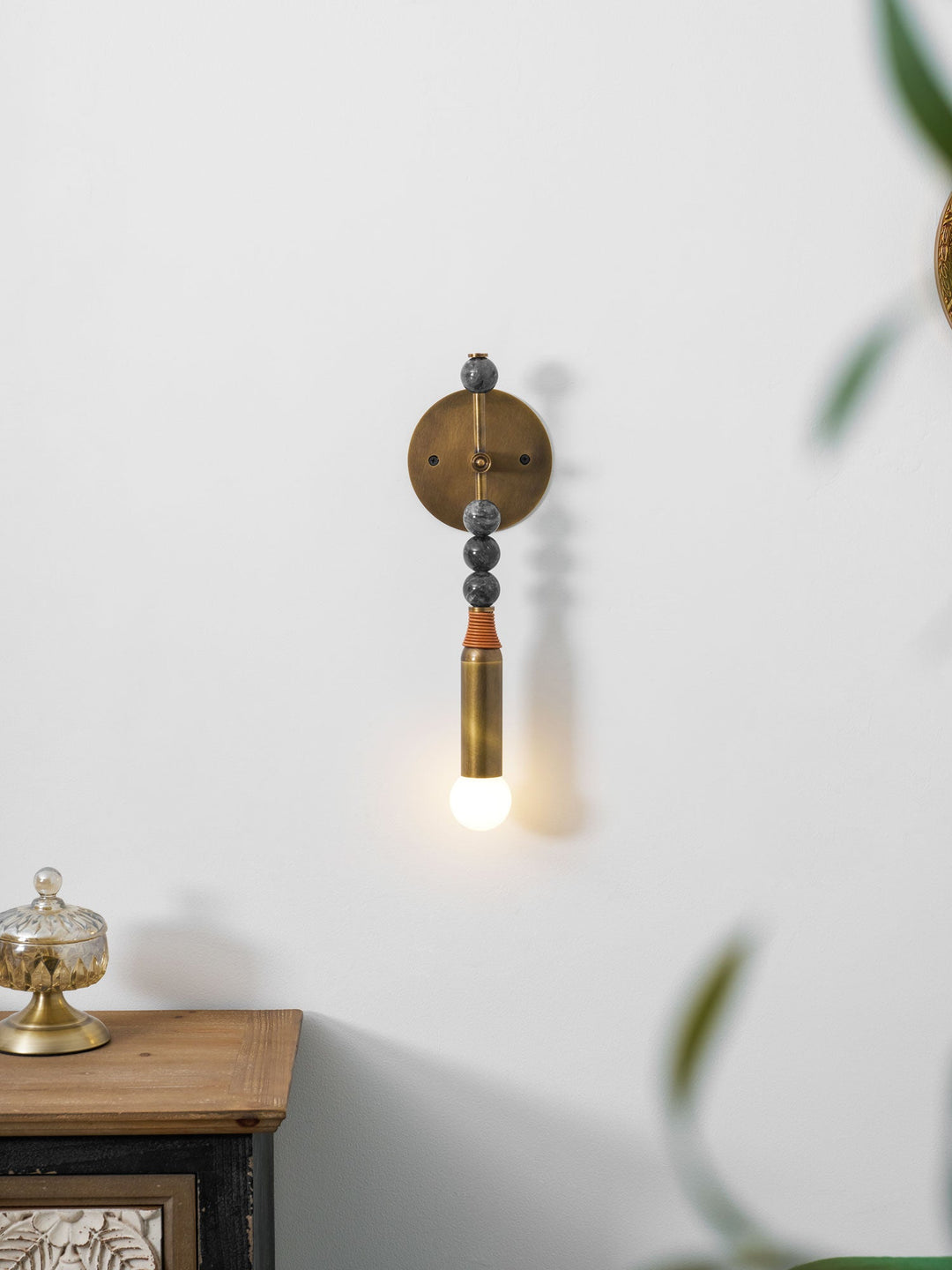 Toam Wall Lamp