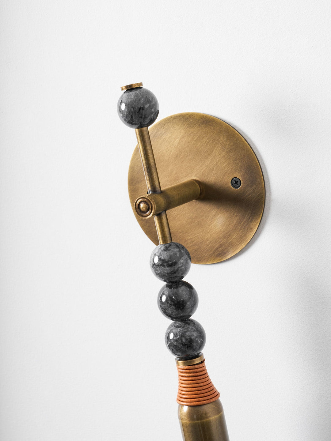 Toam Wall Lamp