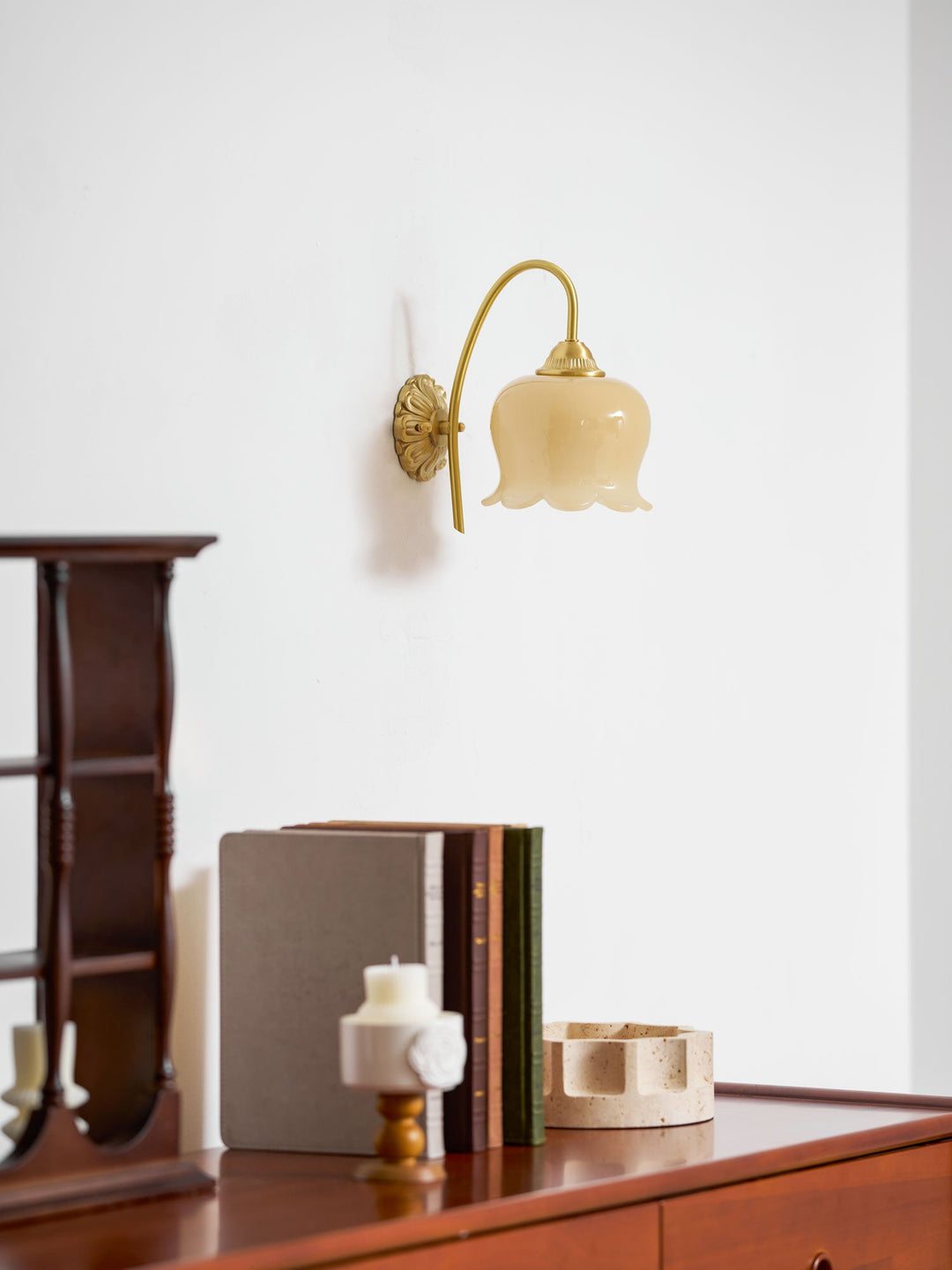 Valley Flower Wall Lamp