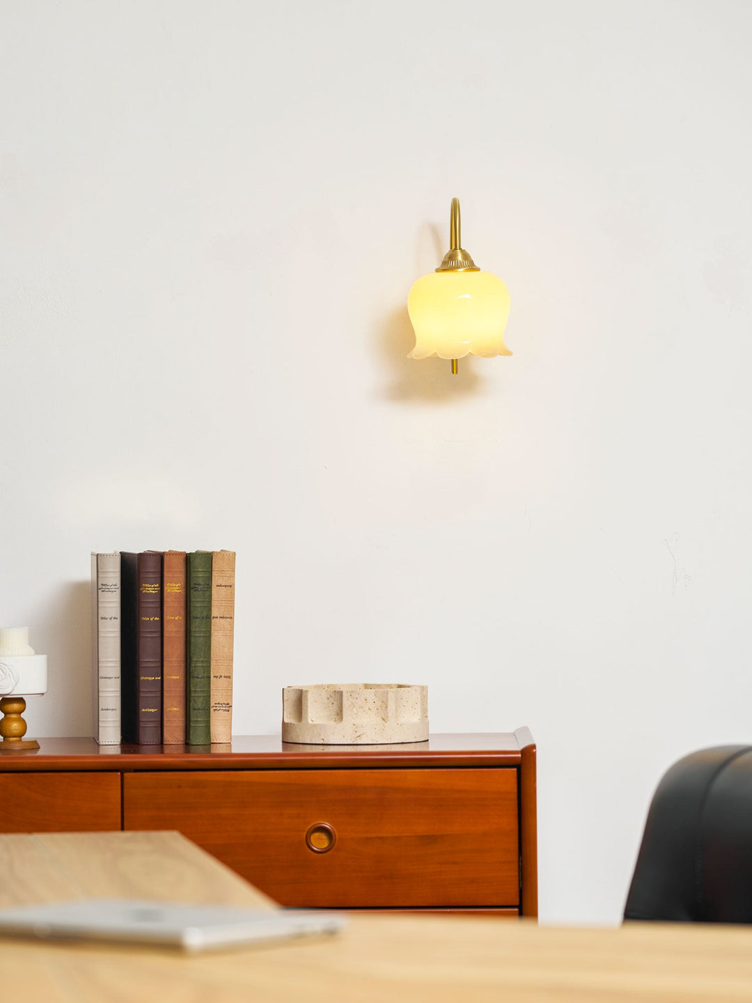 Valley Flower Wall Lamp