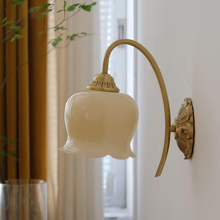 Valley Flower Wall Lamp
