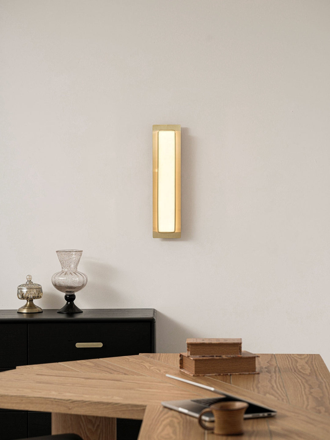Velmora Alabaster Wall Light
