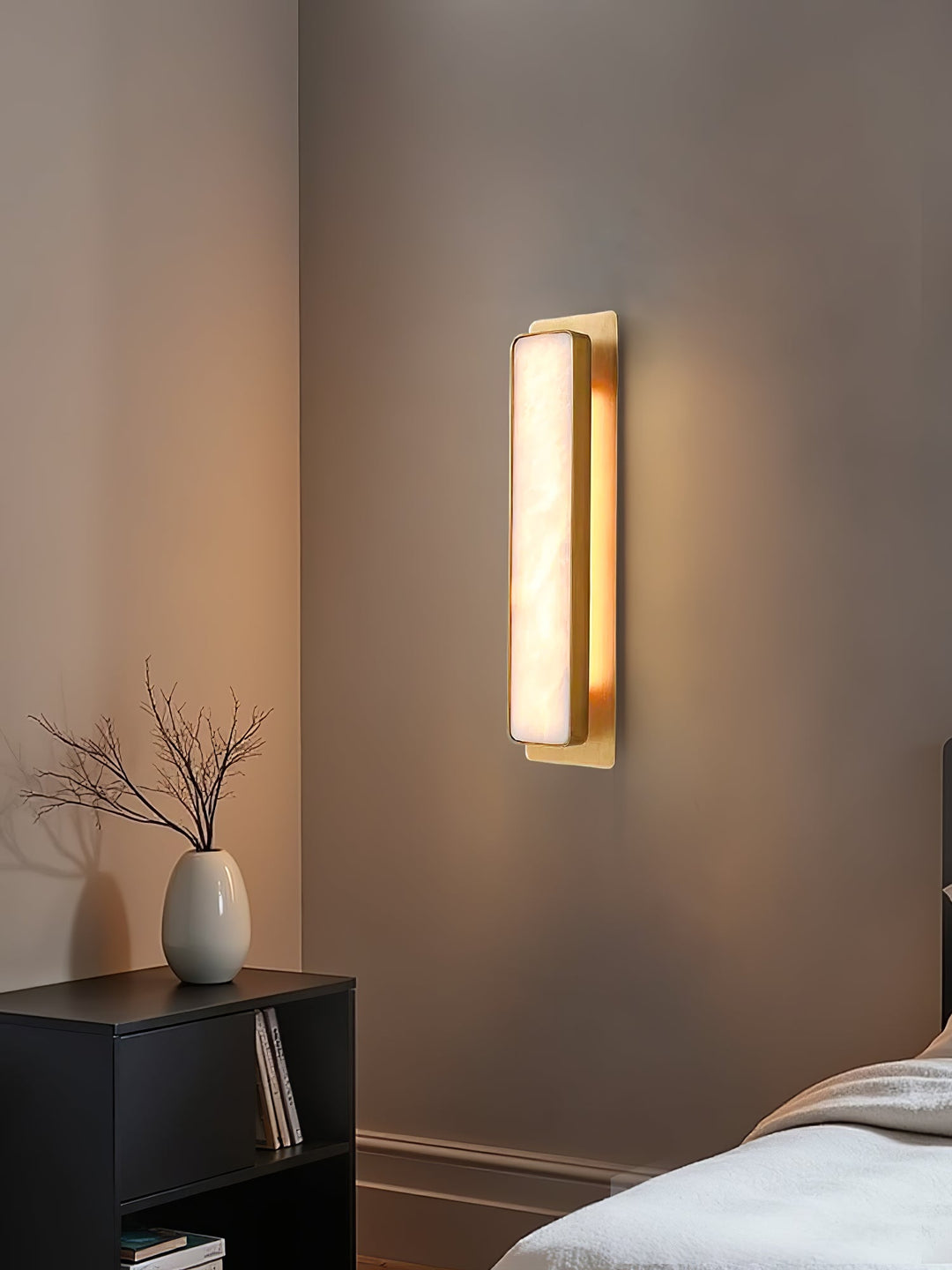Velmora Alabaster Wall Light