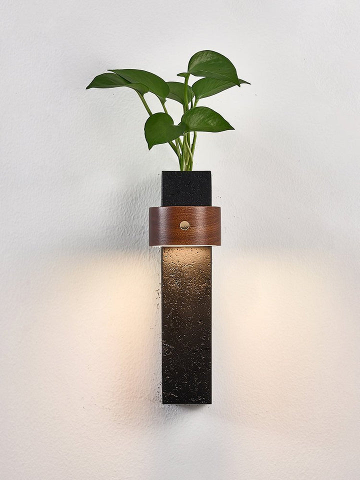 Verde Beam Rechargeable Wall Lamp