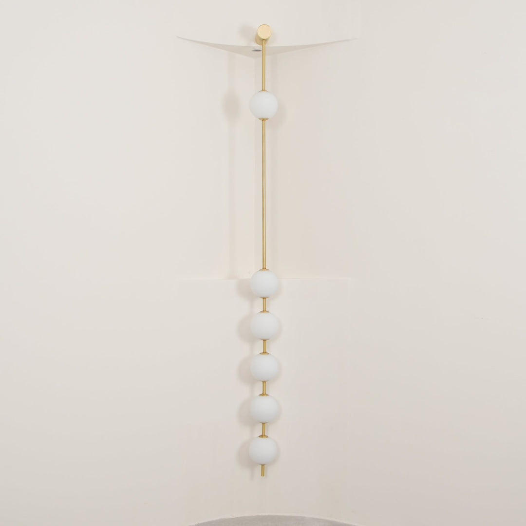 Vertical Balls Wall Lamp