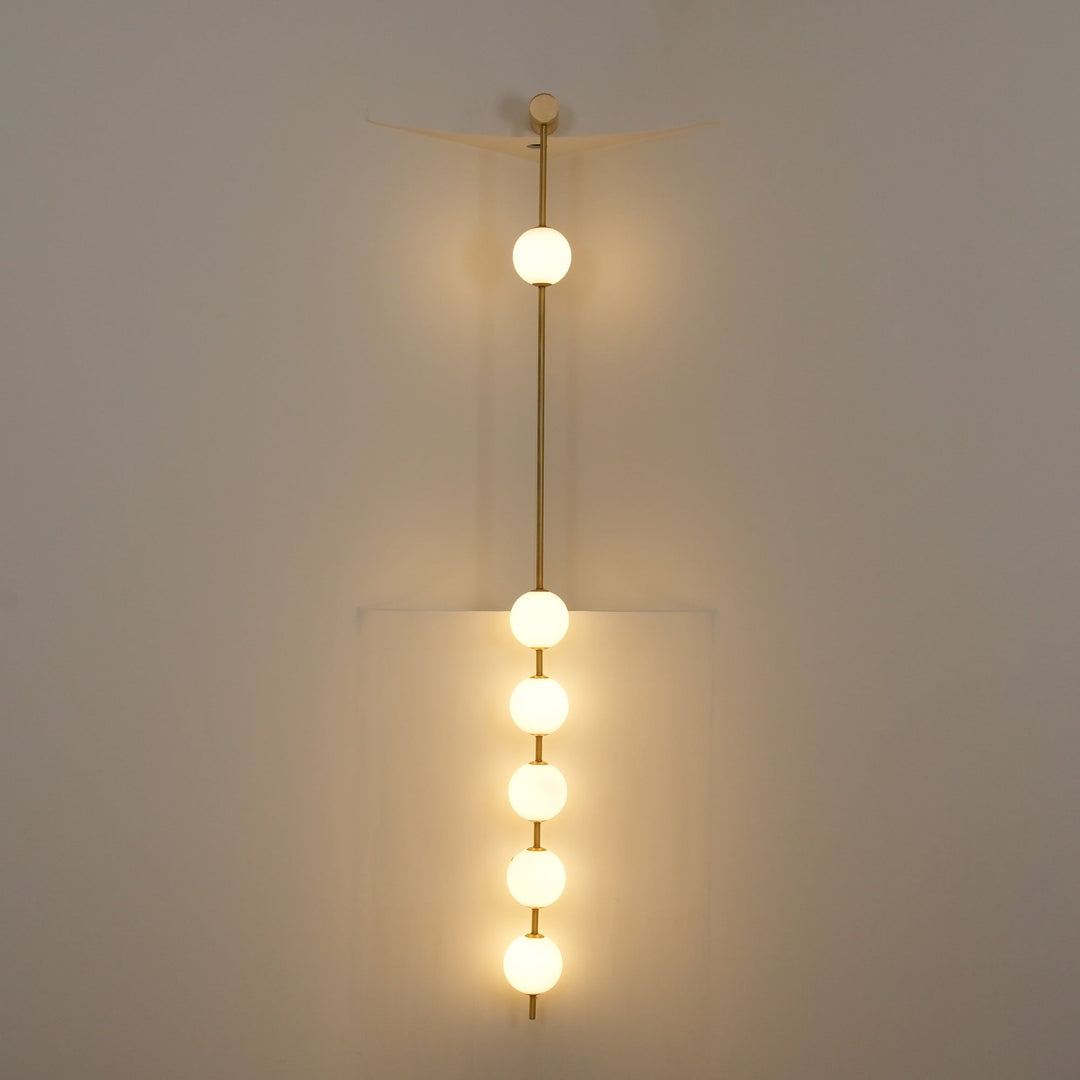 Vertical Balls Wall Lamp