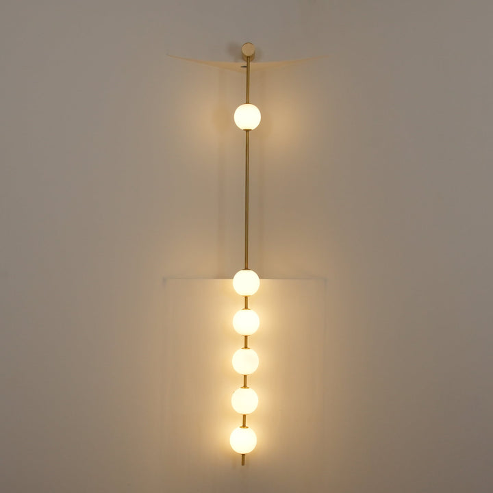 Vertical Balls Wall Lamp