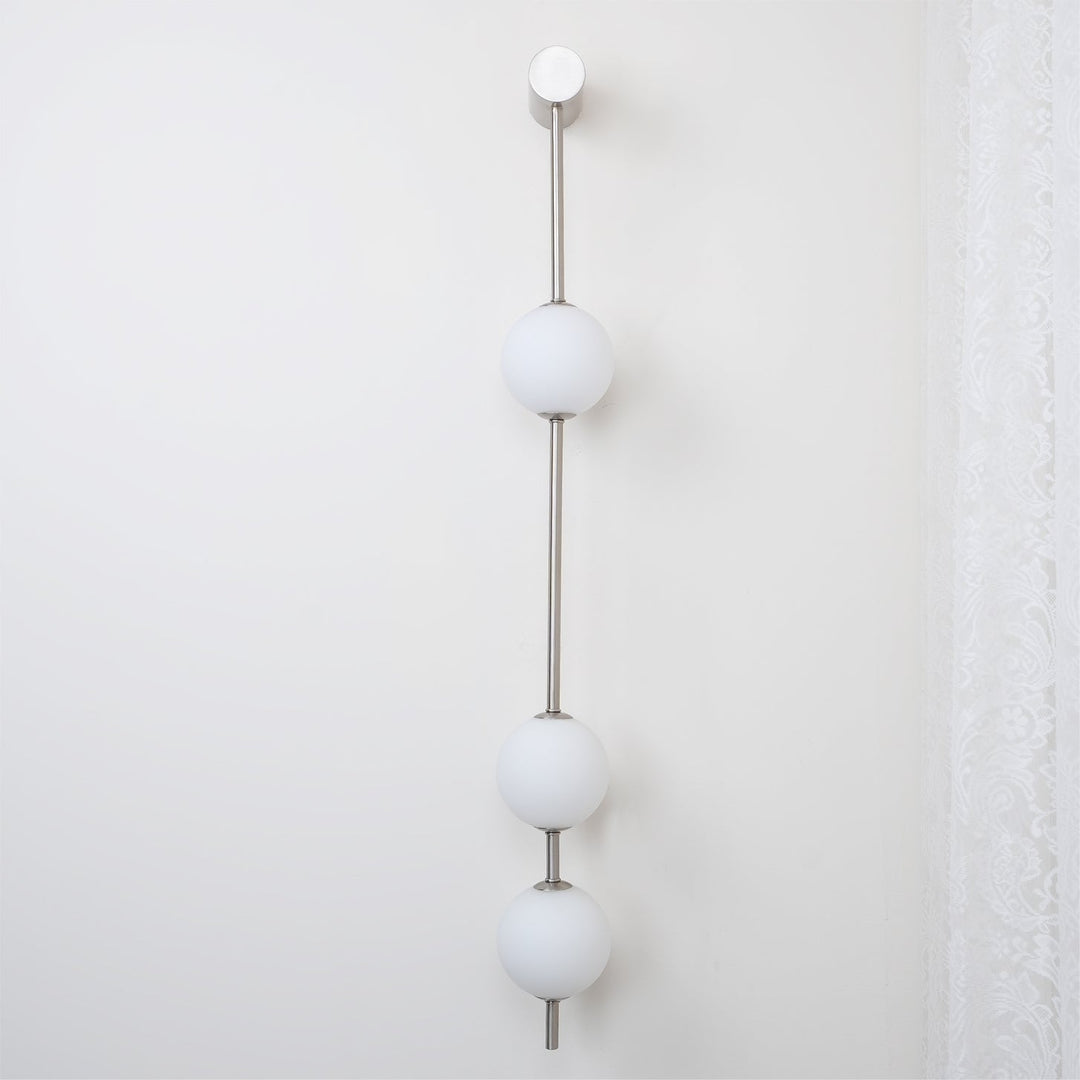 Vertical Balls Wall Lamp