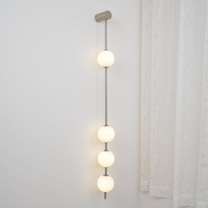 Vertical Balls Wall Lamp