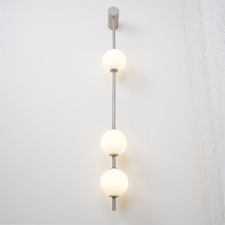 Vertical Balls Wall Lamp