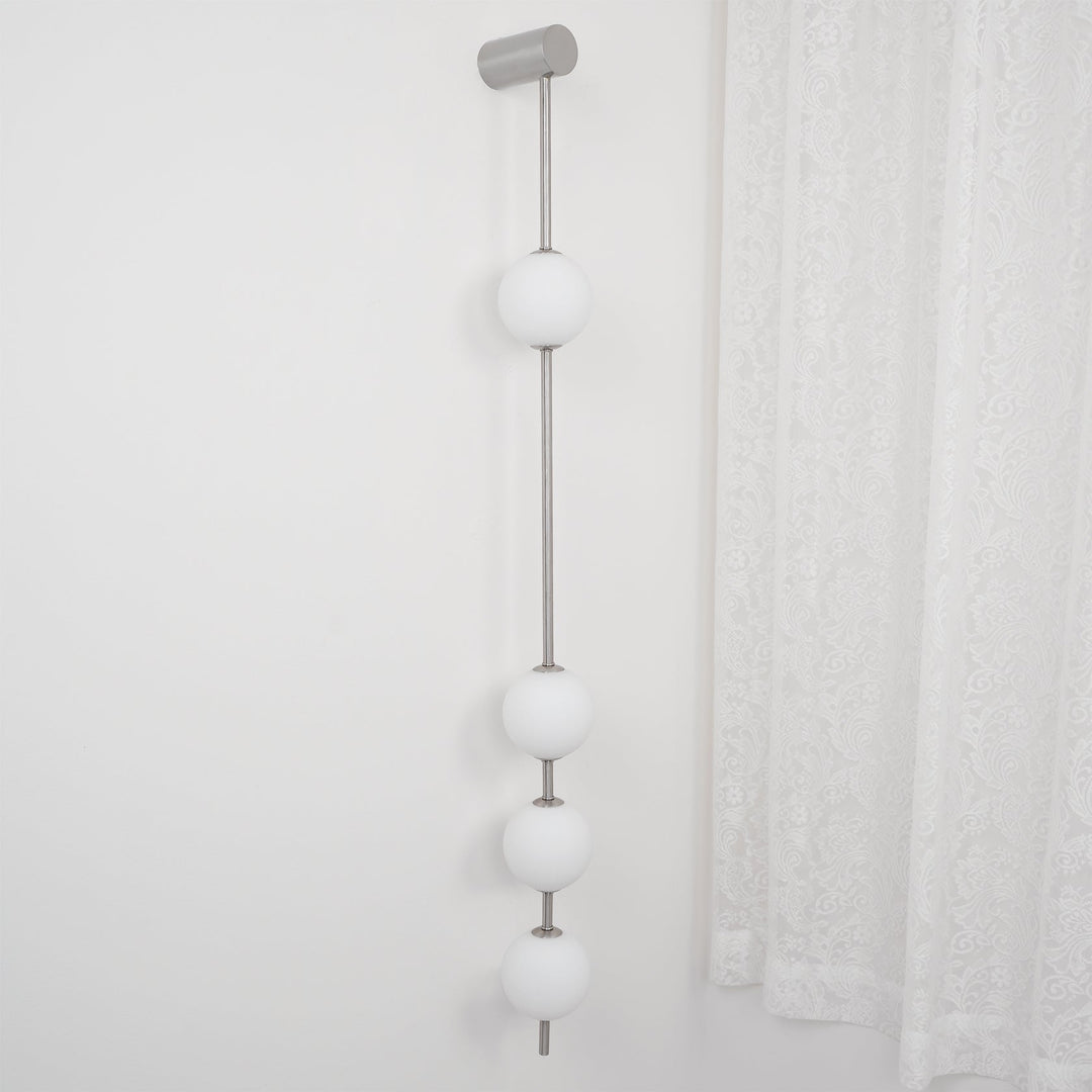 Vertical Balls Wall Lamp