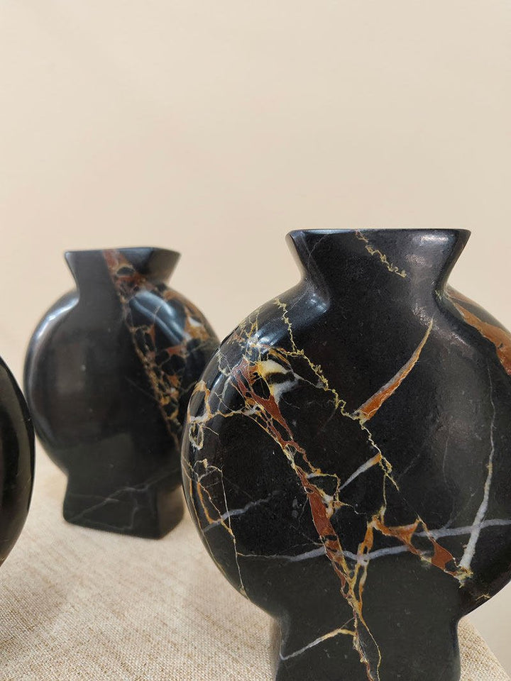 Vetra Noir Marble Vase
