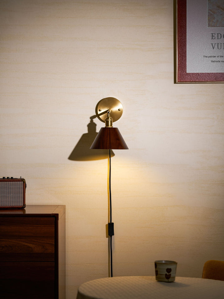 Vintage Wood Plug-in Wall Lamp