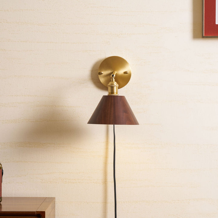 Vintage Wood Plug-in Wall Lamp