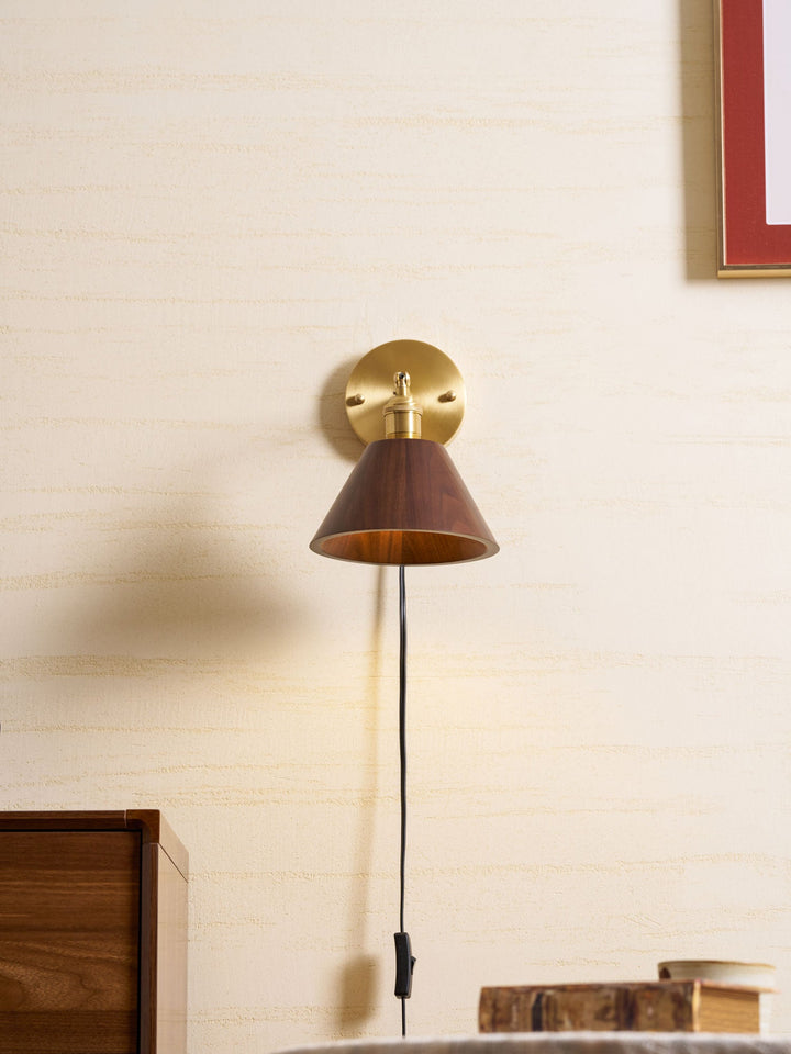 Vintage Wood Plug-in Wall Lamp