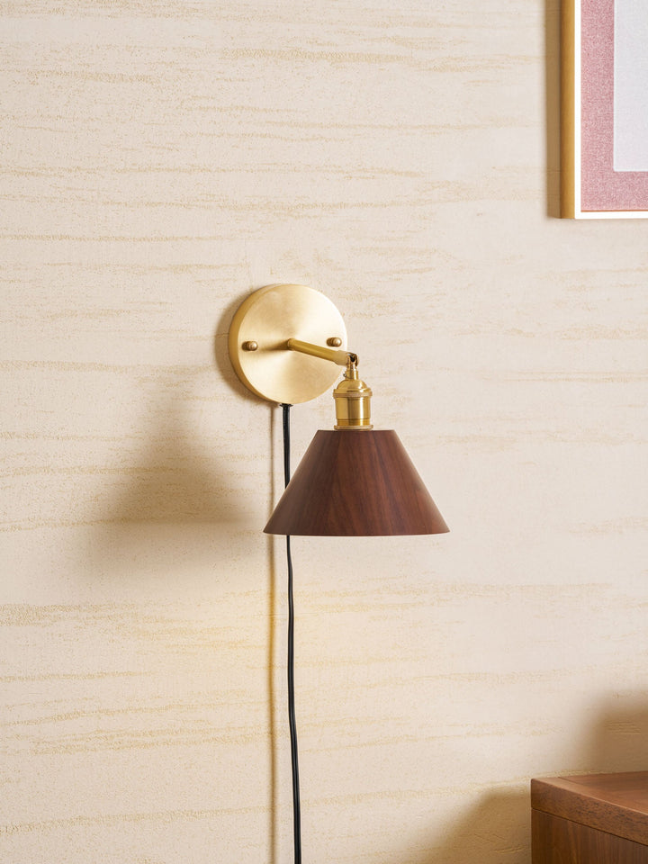 Vintage Wood Plug-in Wall Lamp
