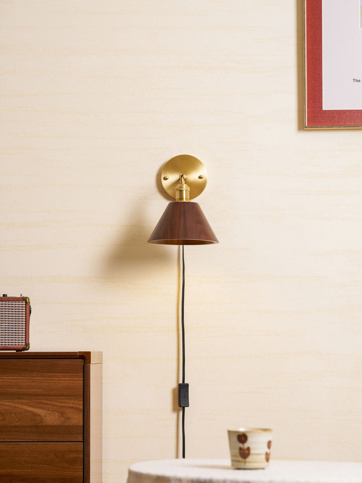 Vintage Wood Plug-in Wall Lamp