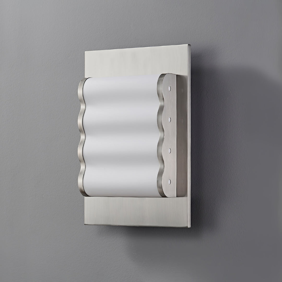 Wavelet Wall Lamp